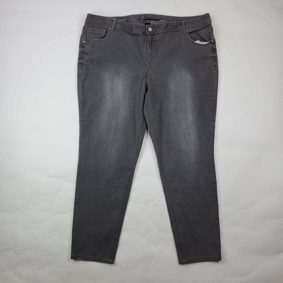 GRAY BRYANT SKINNY JEANS